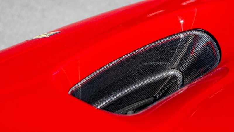 Photo of Capristo Front air vents (top and bottom) for the Ferrari F8 Tributo/Spider - Image 1
